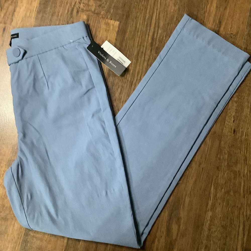 NWT VIOLETS & ROSES High Rise Crooped‎ Pant in dawn blue
